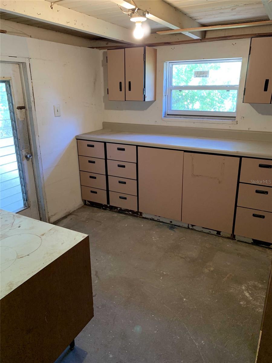 EASTWOOD OAKS - Residential