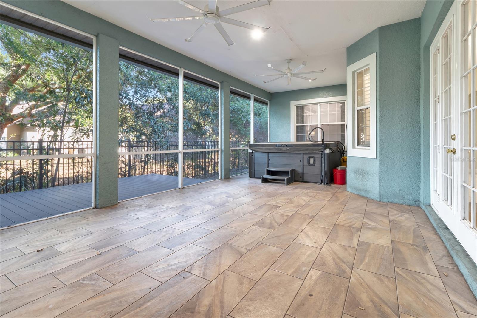 MARTINS LANDING - Residential