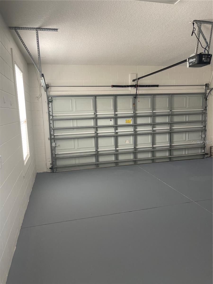 SIGNATURE LKS-PCL 01D PH 02 - Residential Lease