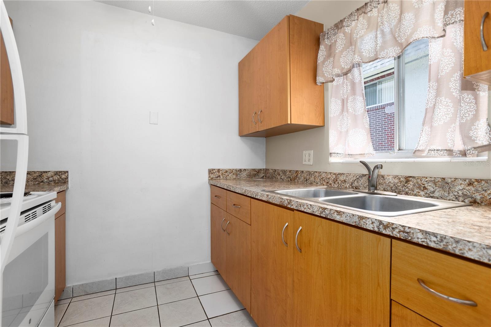 SUN PLACE CONDO - Residential