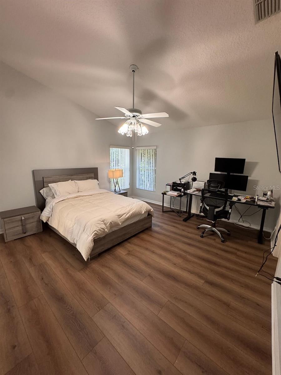 HUCKLEBERRY FIELDS TR N5 - Residential