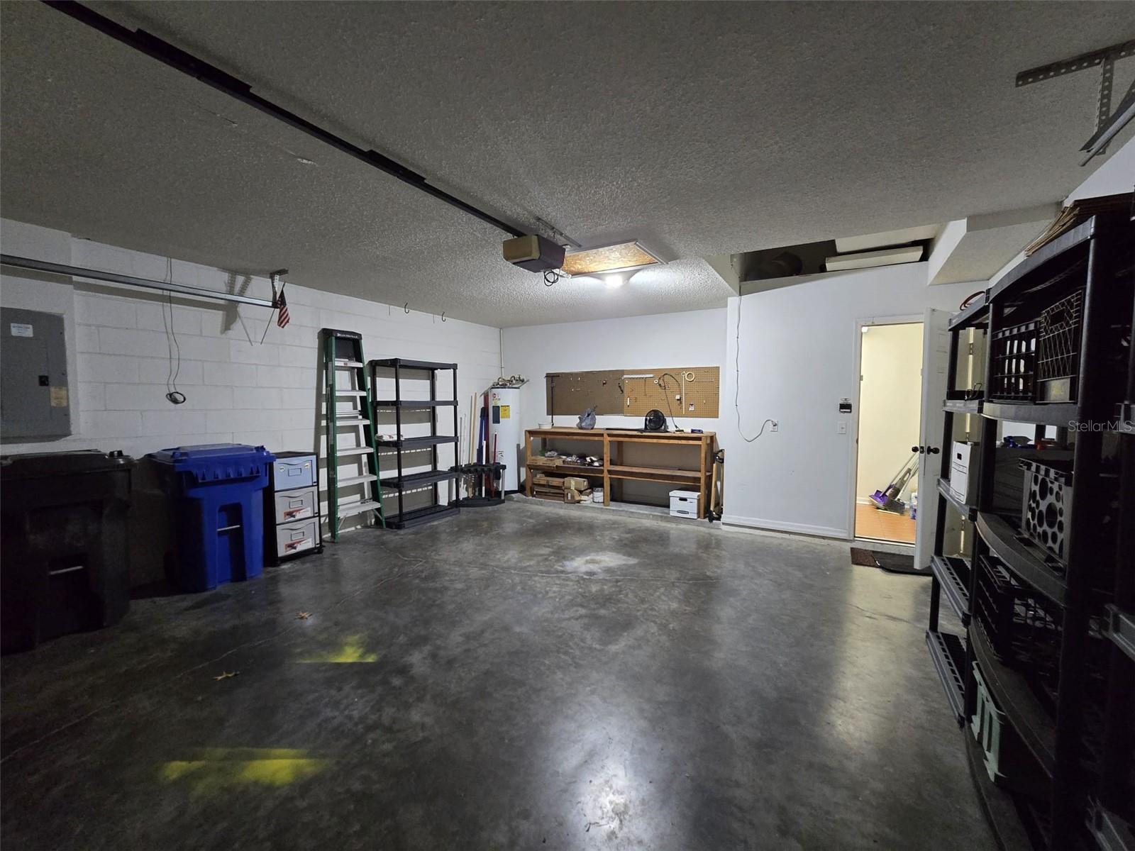 BLOOMINGDALE SEC R UNIT 3 - Residential Lease