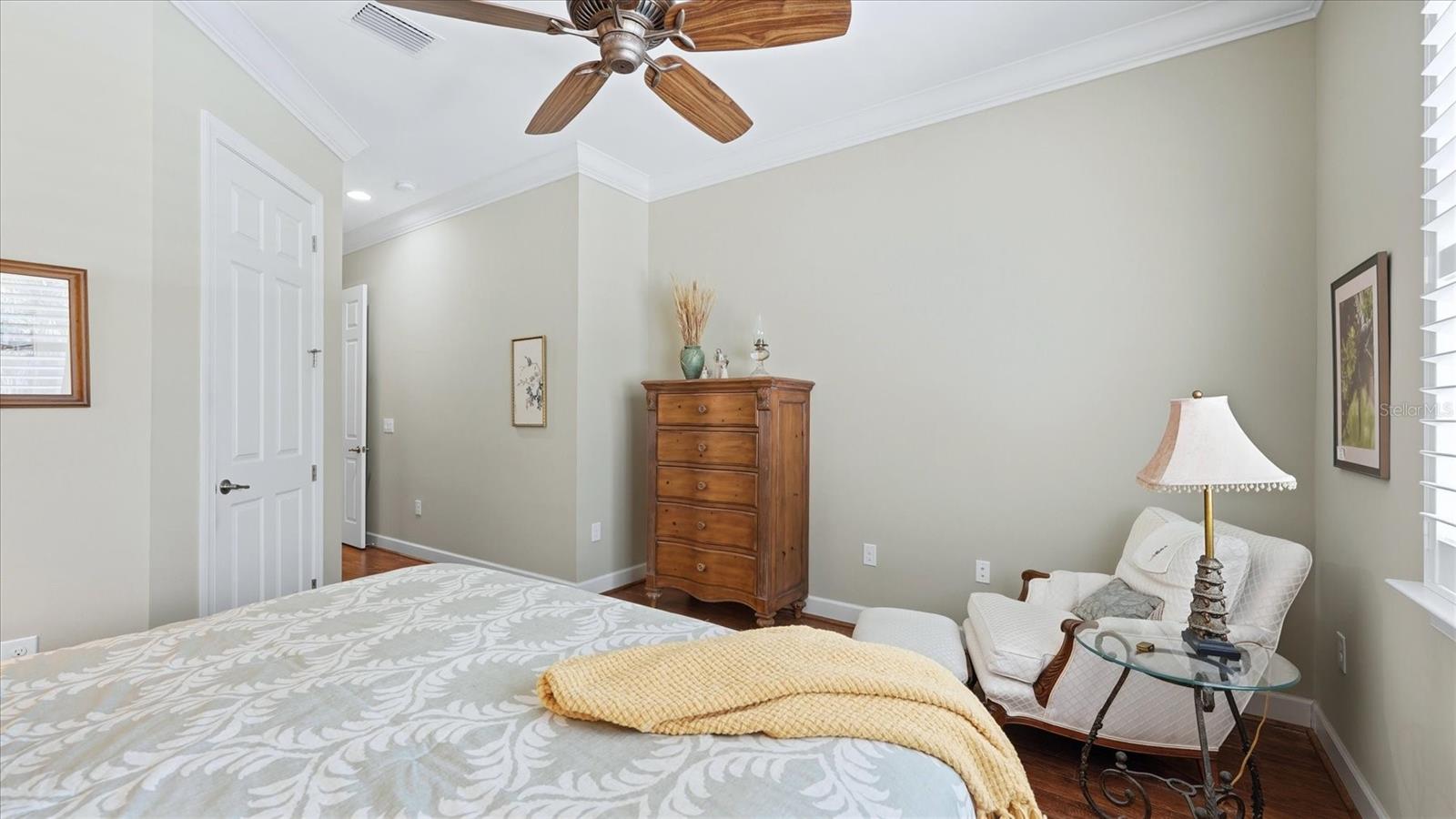 RIVERWOOD - Residential