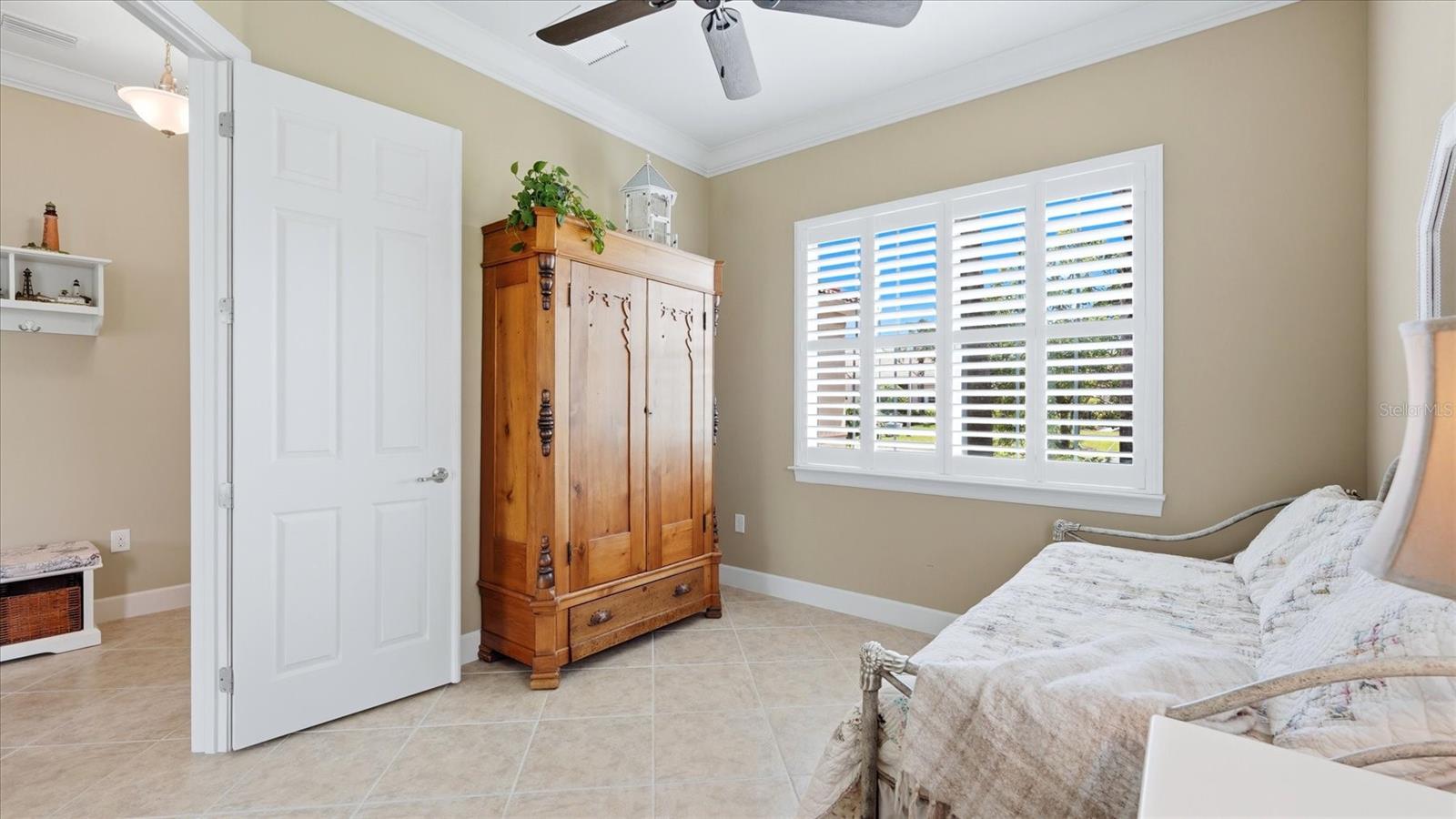 RIVERWOOD - Residential