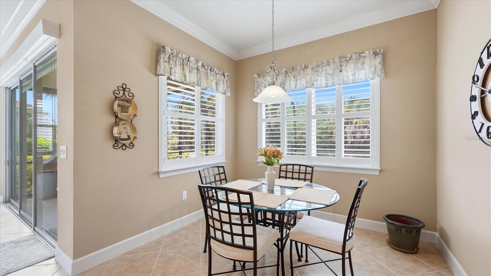 RIVERWOOD - Residential