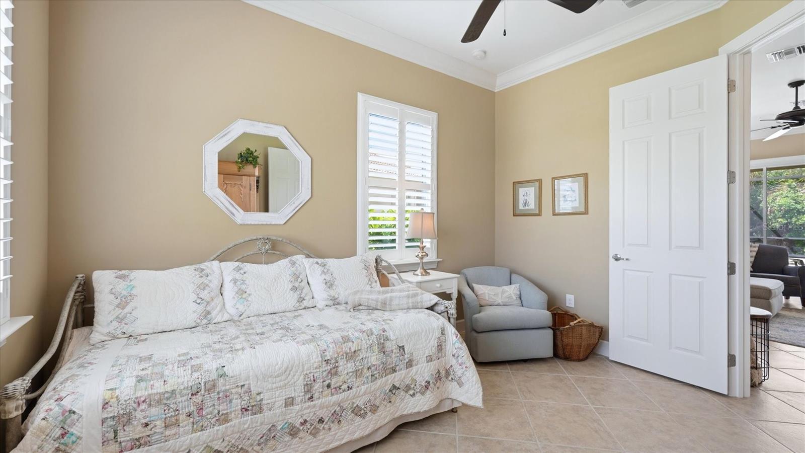 RIVERWOOD - Residential