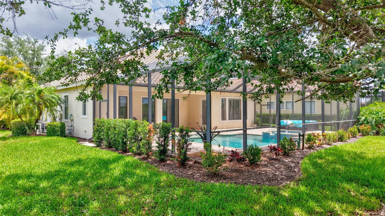LAKEWOOD RANCH COUNTRY CLUB VILLAGE HH - Residential