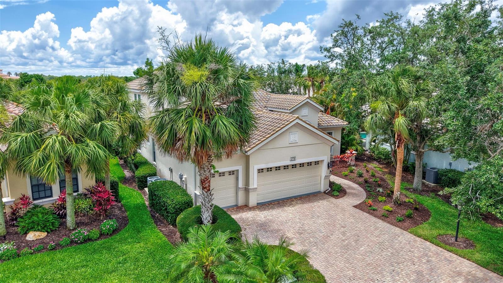 LAKEWOOD RANCH COUNTRY CLUB VILLAGE HH - Residential