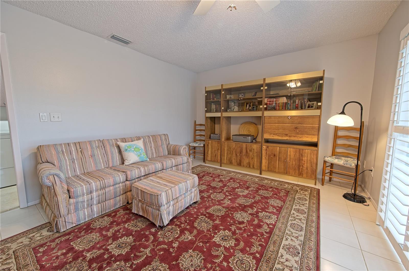 VILLAGE GREEN OF BRADENTON SEC 8 - Residential