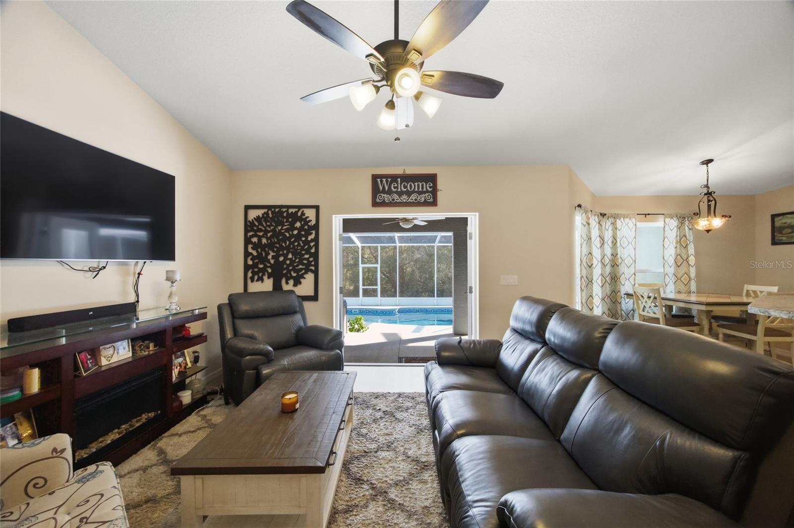 ROWES WOODS UNREC - Residential