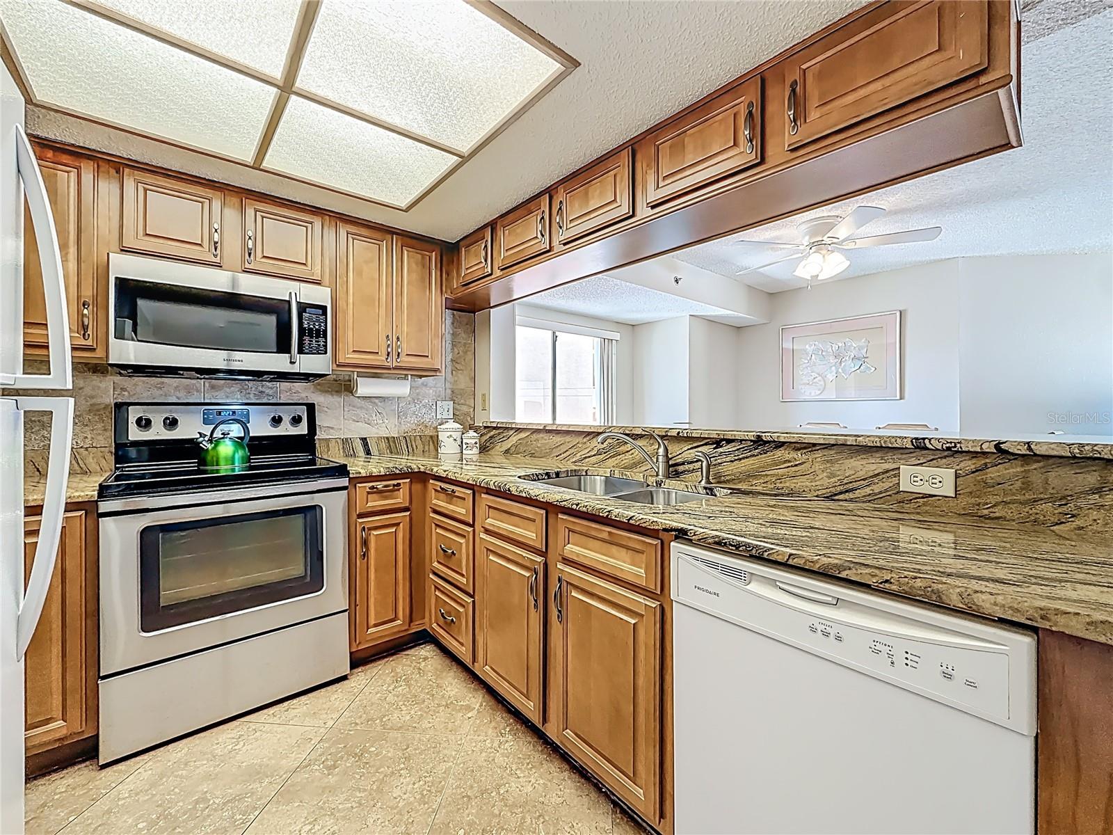 BEACH PALMS CONDO - Residential