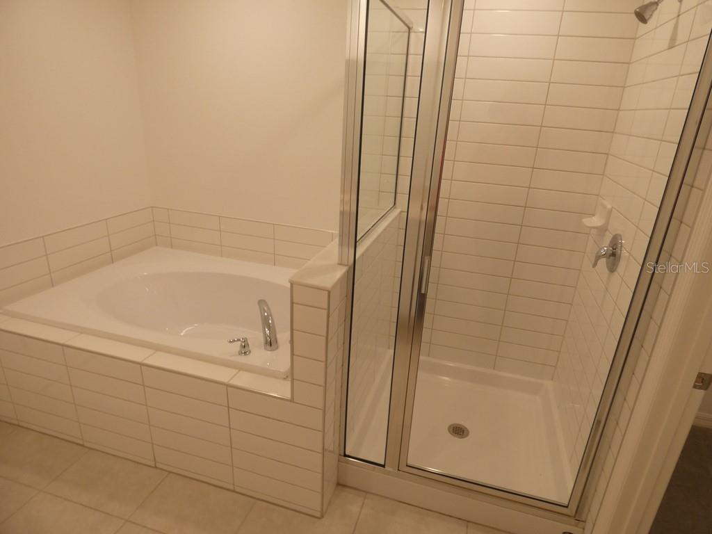 TOWNES/LK THOMAS PH 1 - Residential