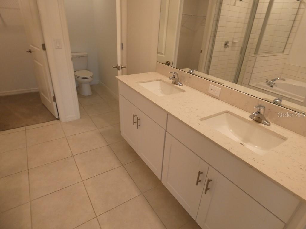 TOWNES/LK THOMAS PH 1 - Residential