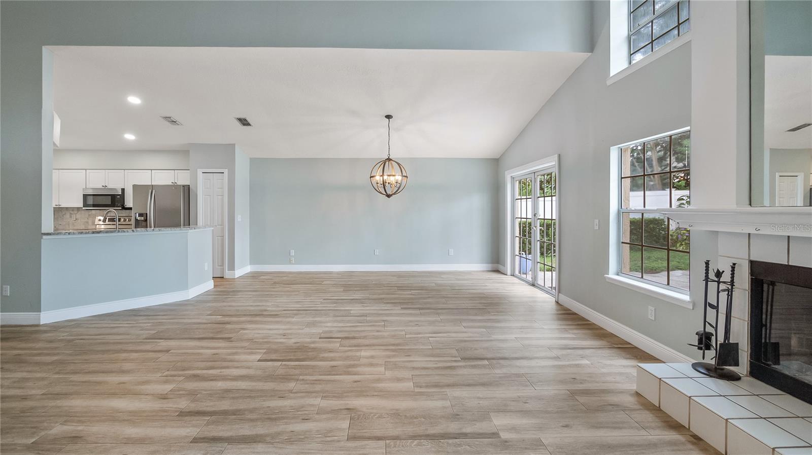 GREENWOOD LAKES UNIT D-3C - Residential Lease