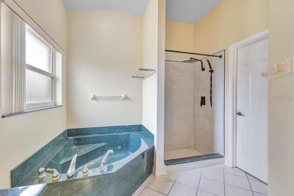 407 THUNDER GULCH COURT