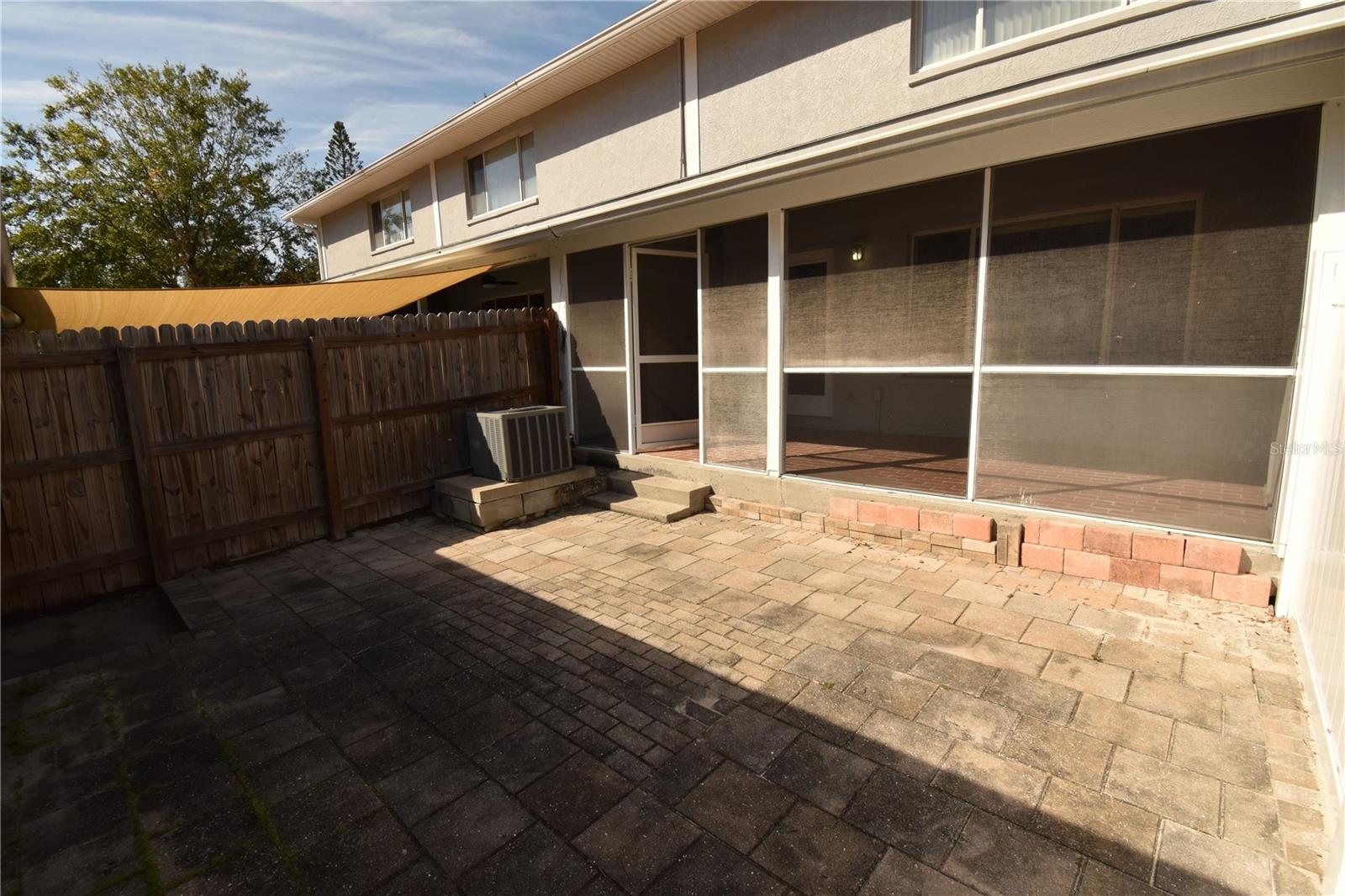 THE TWNHS OF TOWNSHIP N COUNT - Residential