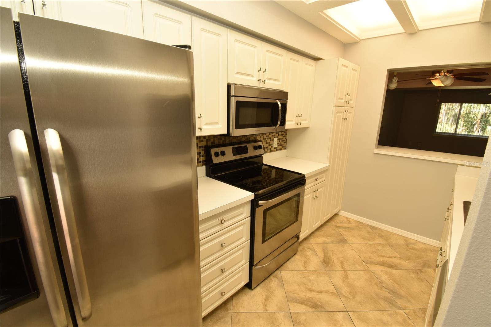 THE TWNHS OF TOWNSHIP N COUNT - Residential