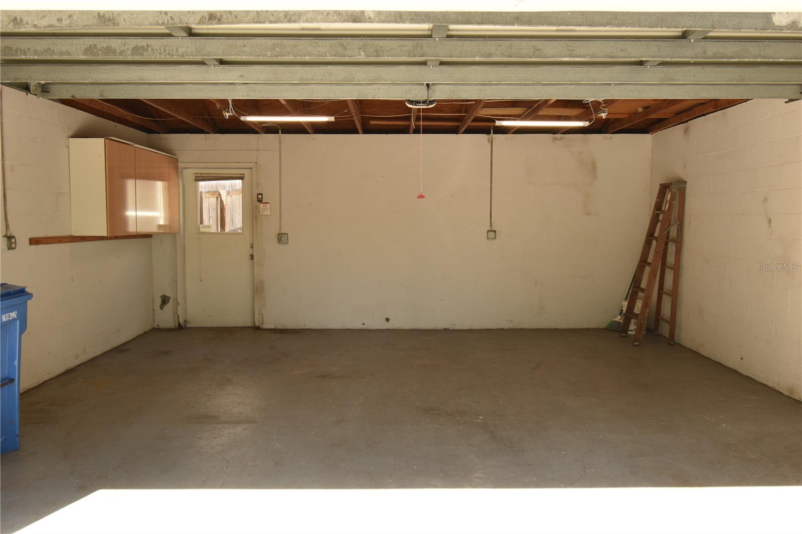 THE TWNHS OF TOWNSHIP N COUNT - Residential