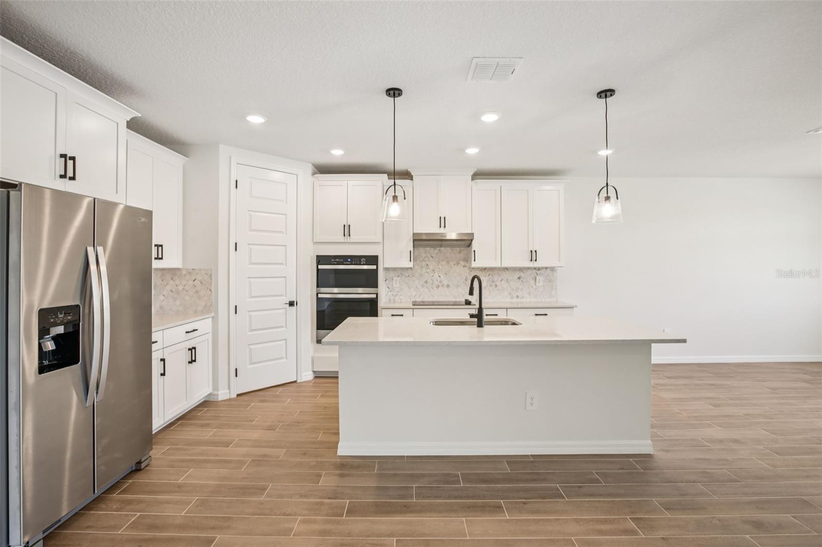 1775 DRAUGHTON DRIVE