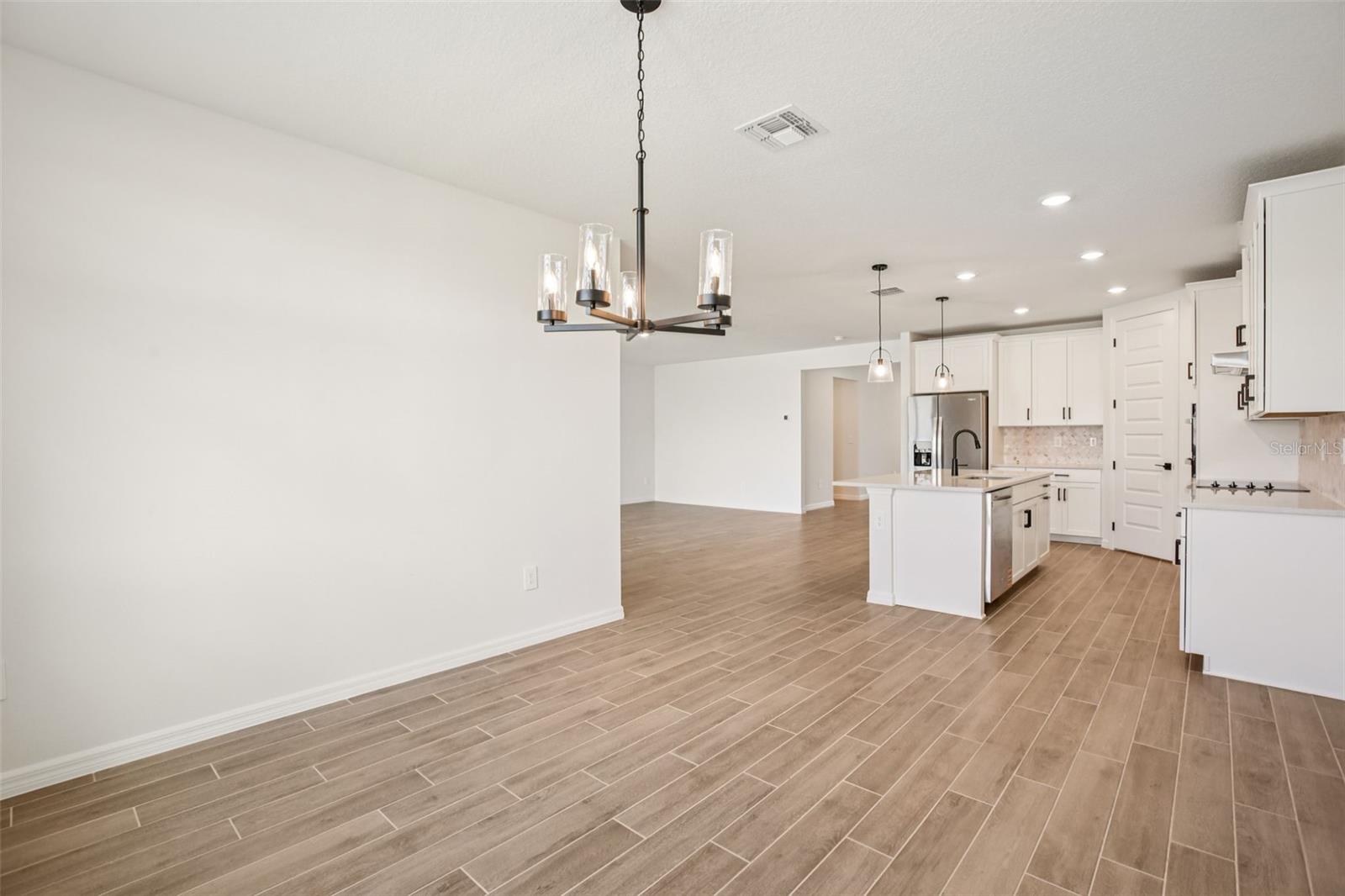 1775 DRAUGHTON DRIVE