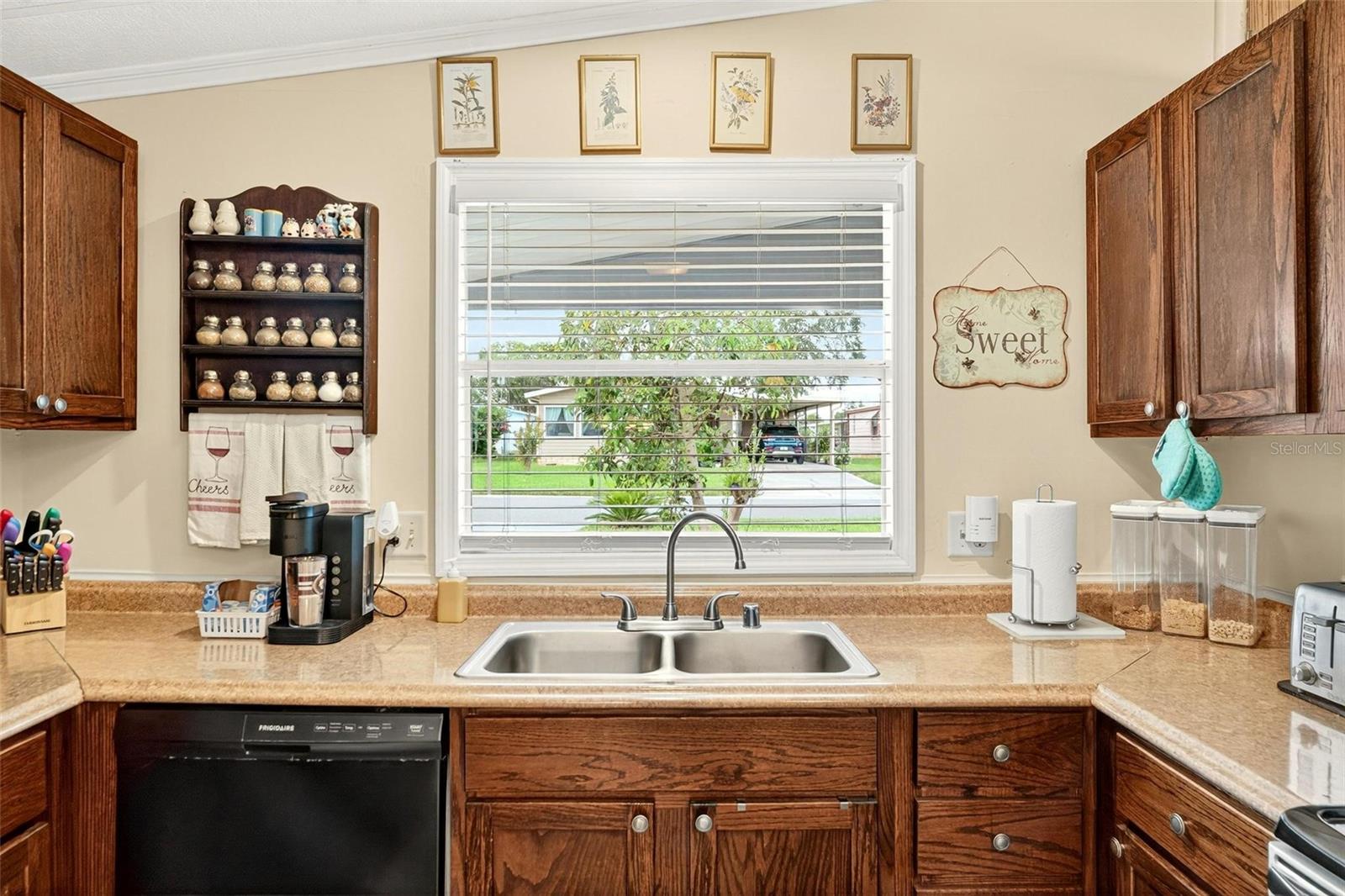 LEESBURG EAST COACHWOOD COLONY ADD 01 - Residential