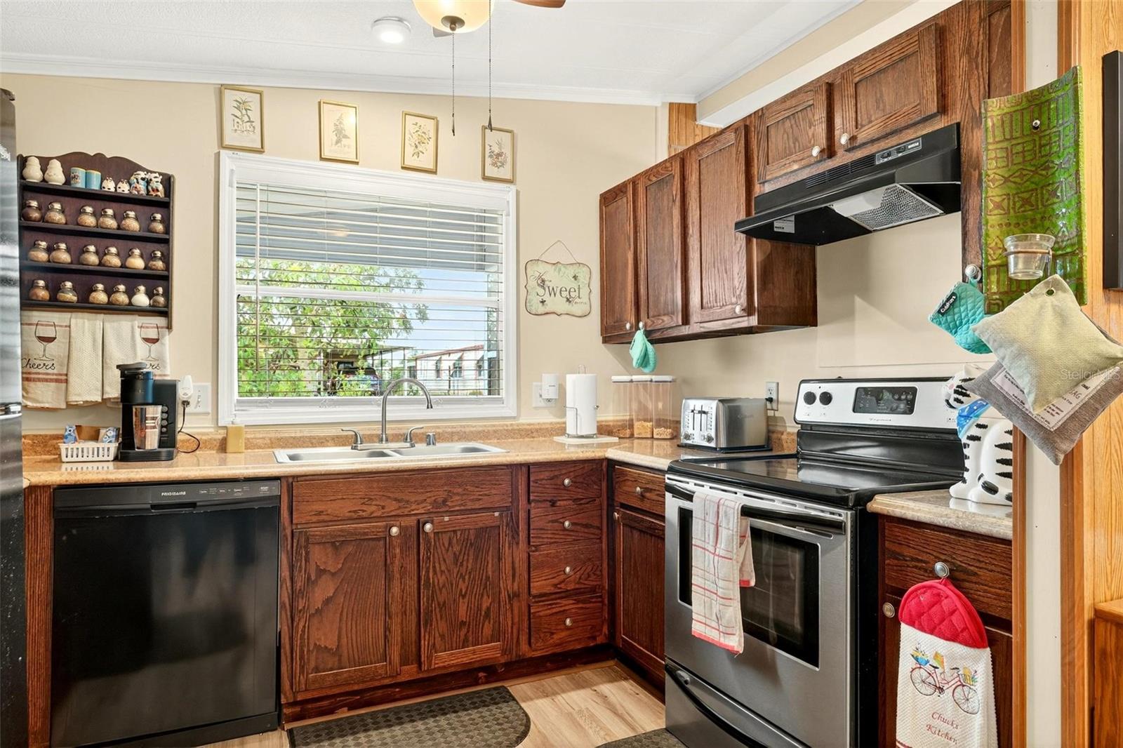 LEESBURG EAST COACHWOOD COLONY ADD 01 - Residential