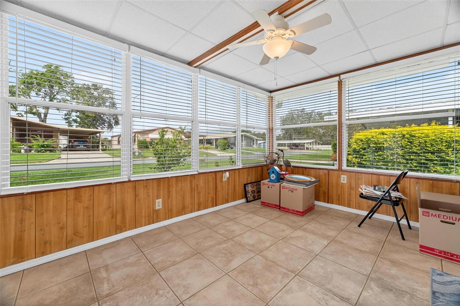 LEESBURG EAST COACHWOOD COLONY ADD 01 - Residential