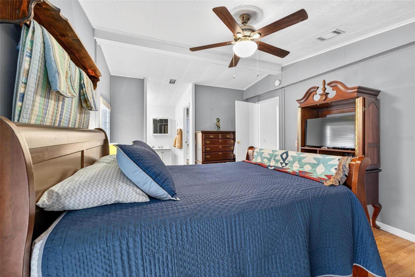 LEESBURG EAST COACHWOOD COLONY ADD 01 - Residential