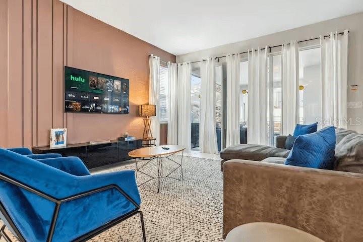 1820 SANDY PARK TRAIL