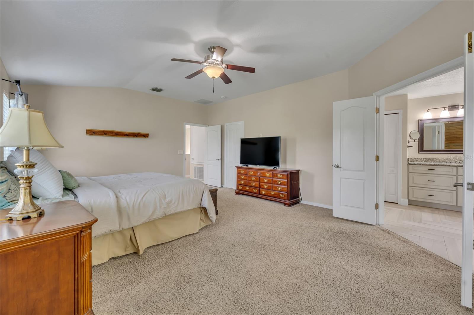 LANSDOWNE - Residential