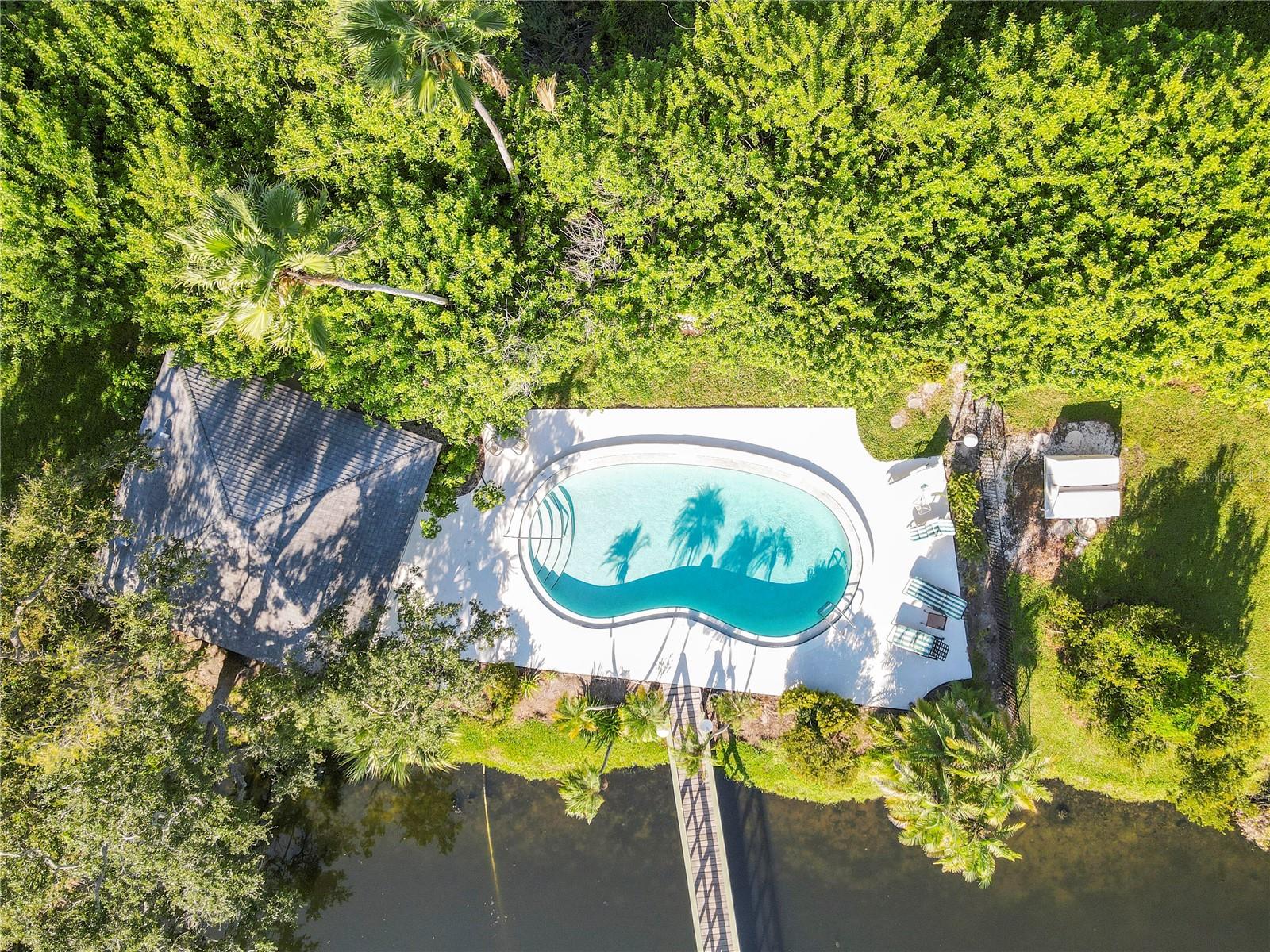 BARRINGTON WOODS - Residential