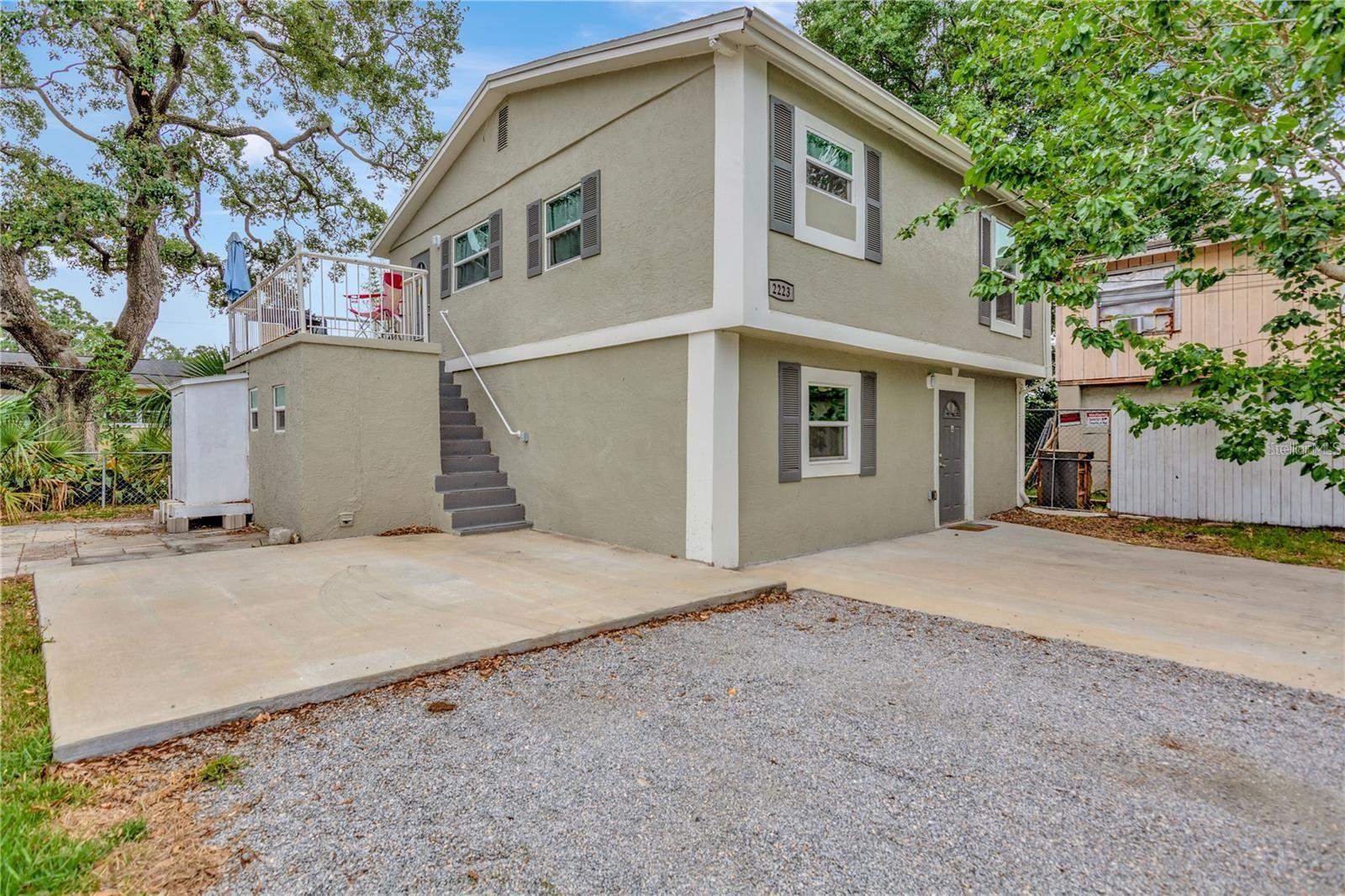 2223 GORDON STREET
