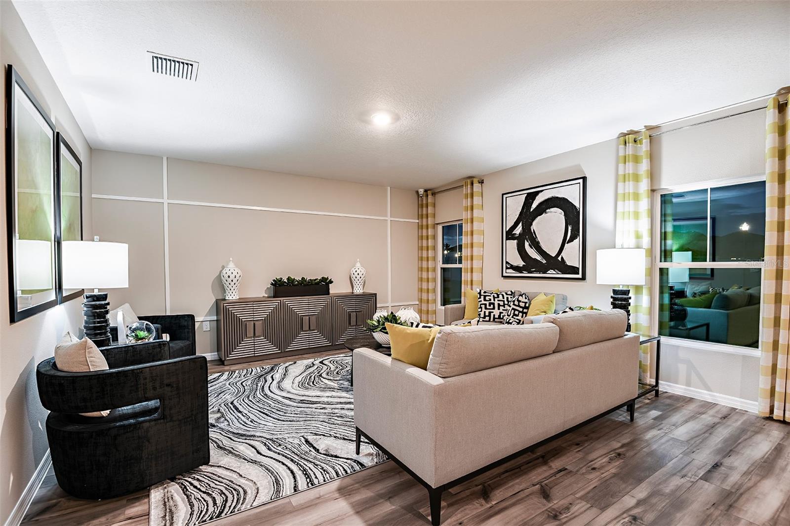 TWO RIVERS - Residential