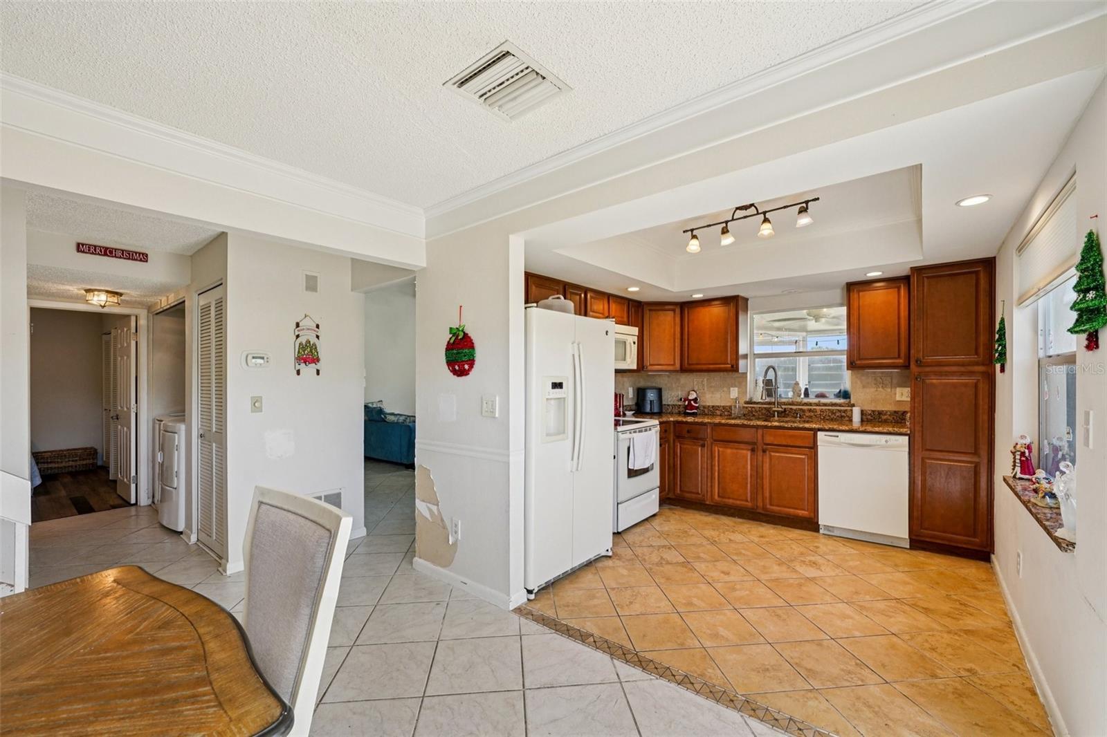 WINDING WOOD CONDO - Residential