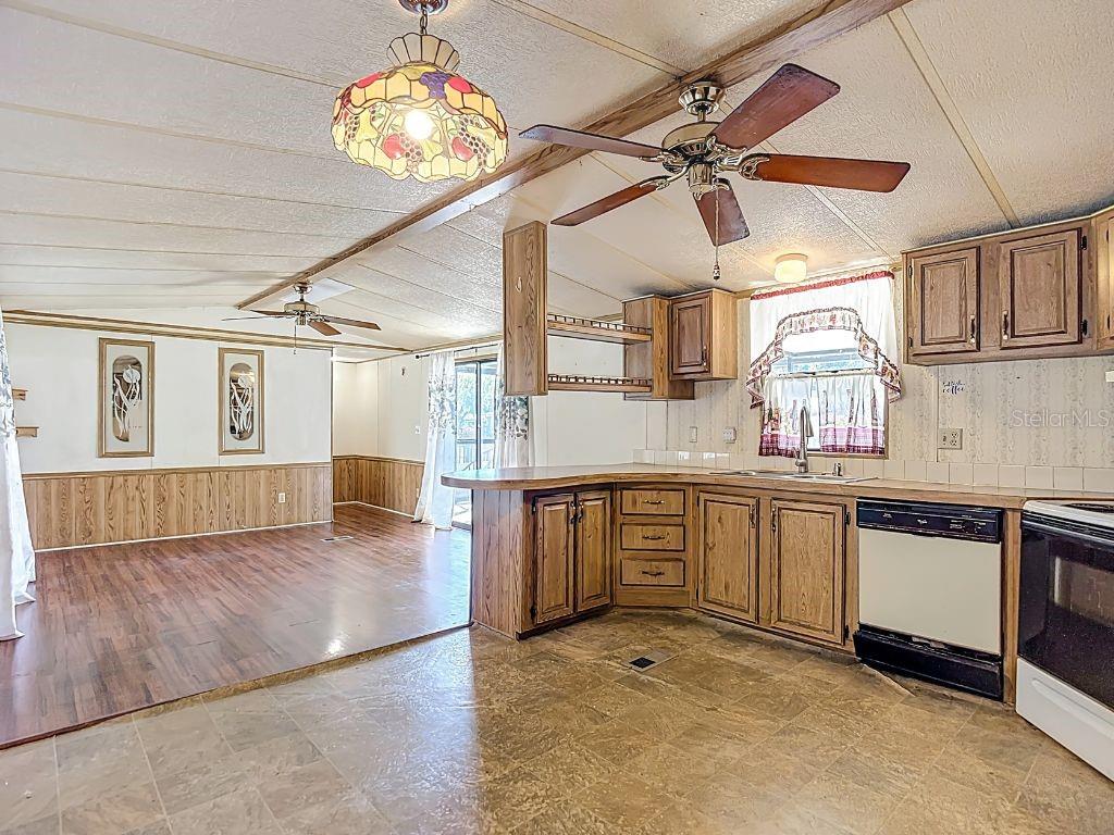 FORTUNA ACRES UNIT A - Residential