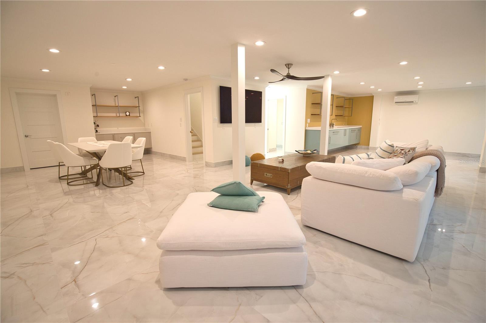 SAINT ARMANDS DIV JOHN RINGLING ESTATES - Residential