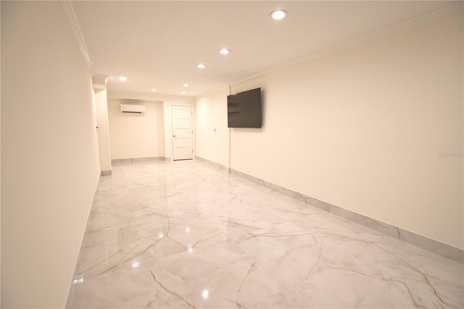 SAINT ARMANDS DIV JOHN RINGLING ESTATES - Residential