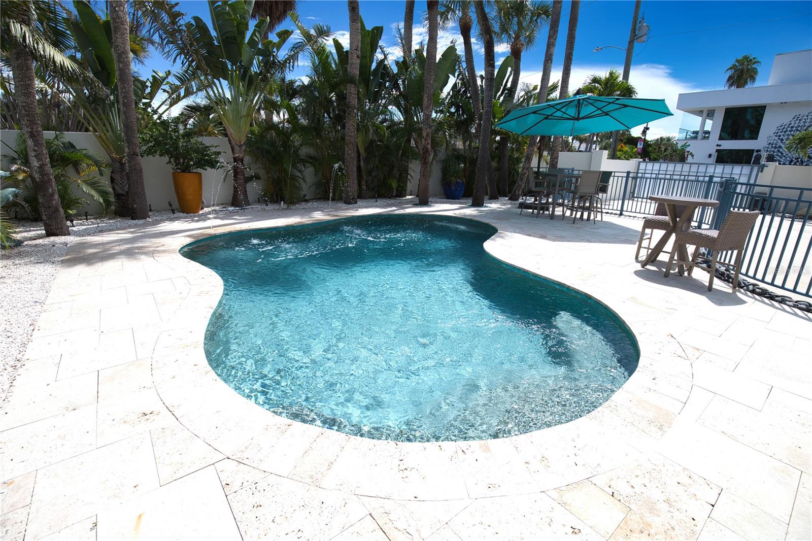 SAINT ARMANDS DIV JOHN RINGLING ESTATES - Residential