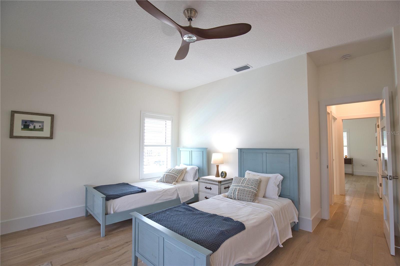 SAINT ARMANDS DIV JOHN RINGLING ESTATES - Residential