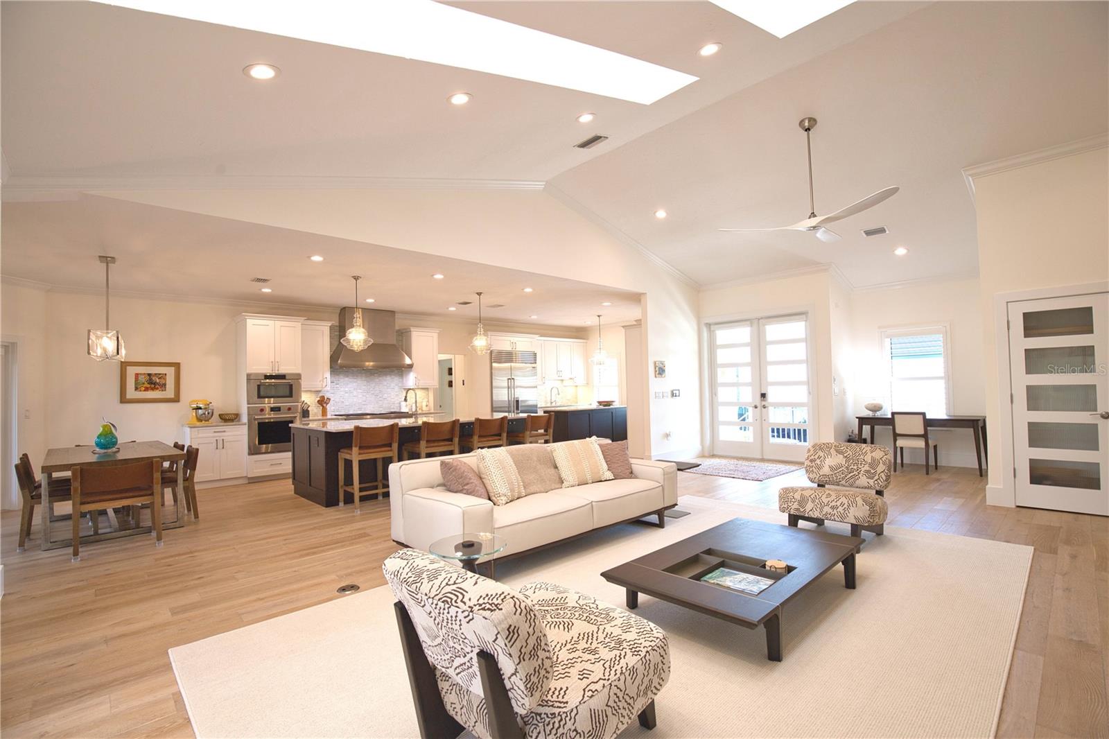 SAINT ARMANDS DIV JOHN RINGLING ESTATES - Residential