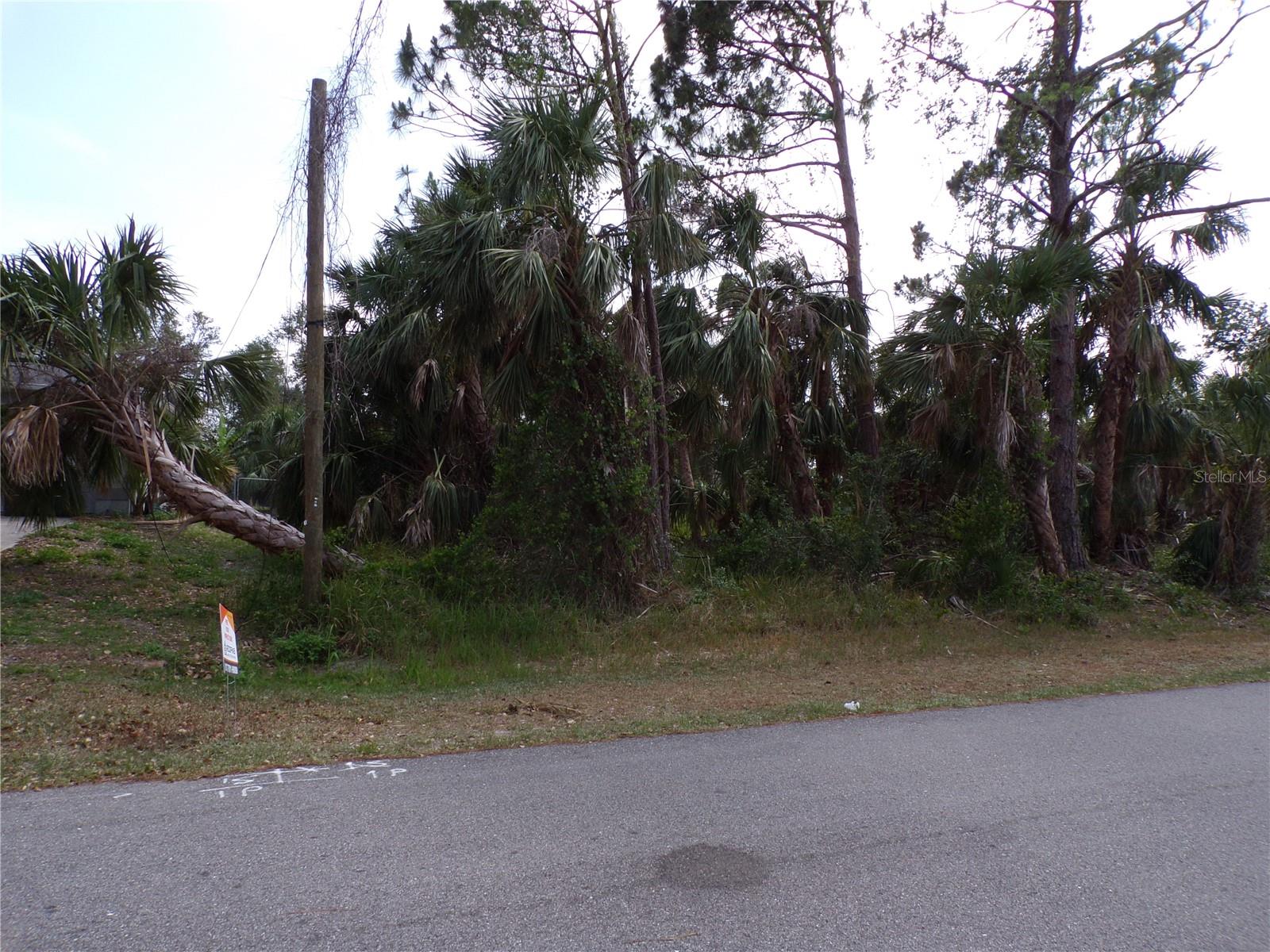 PORT CHARLOTTE SUB 05 - Land