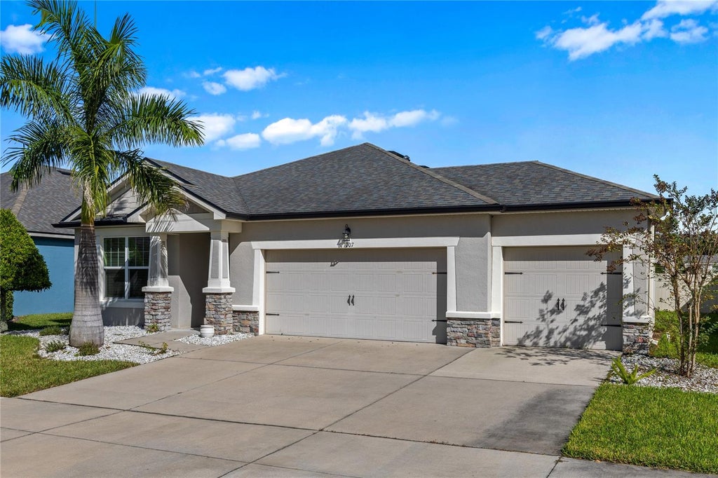 Photo of 1007 Lee Shore Street, Valrico, FL 33594 (MLS # TB8562994)