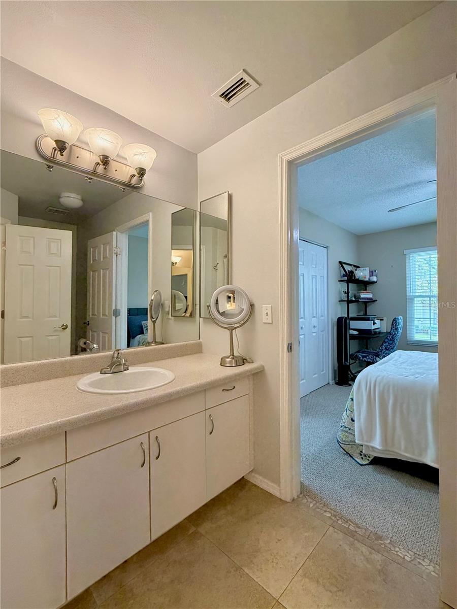 COURTYARDS 1 AT GLENEAGLES - Residential