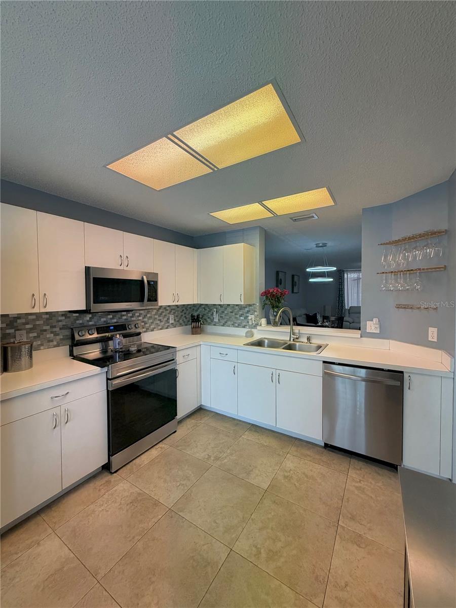 2122 CLOVER HILL ROAD