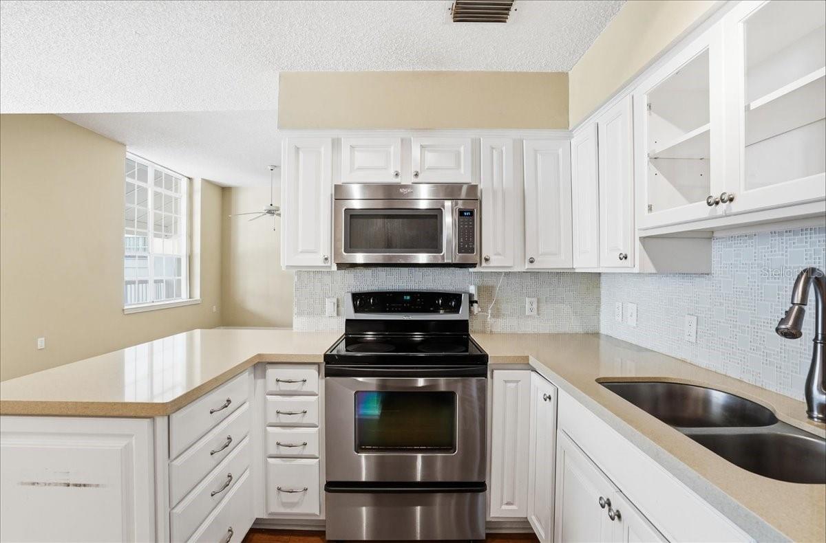 701 MIRROR LAKE CONDO - Residential Lease