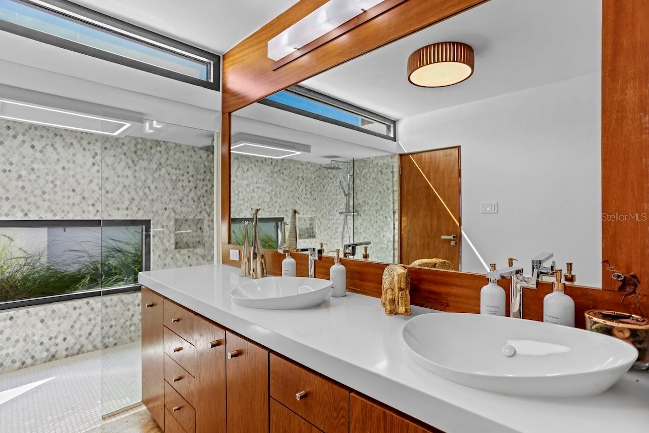 OCEAN PARK - Residential