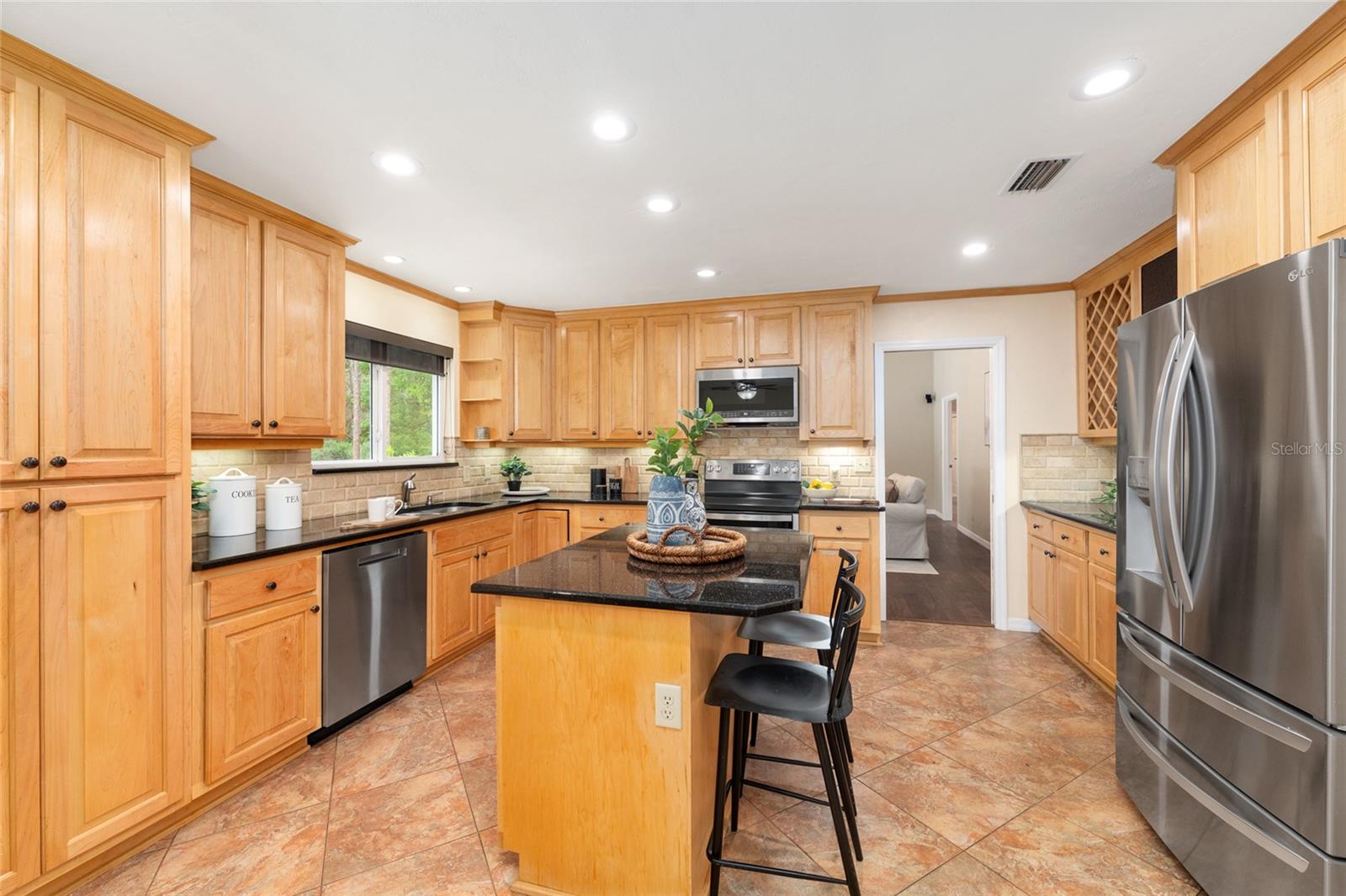 KENWOOD - Residential