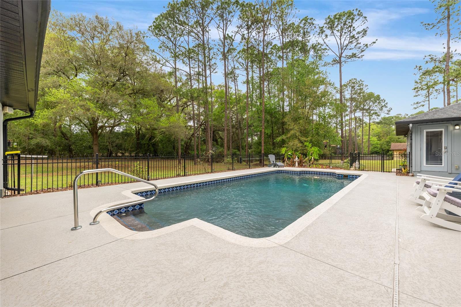 KENWOOD - Residential