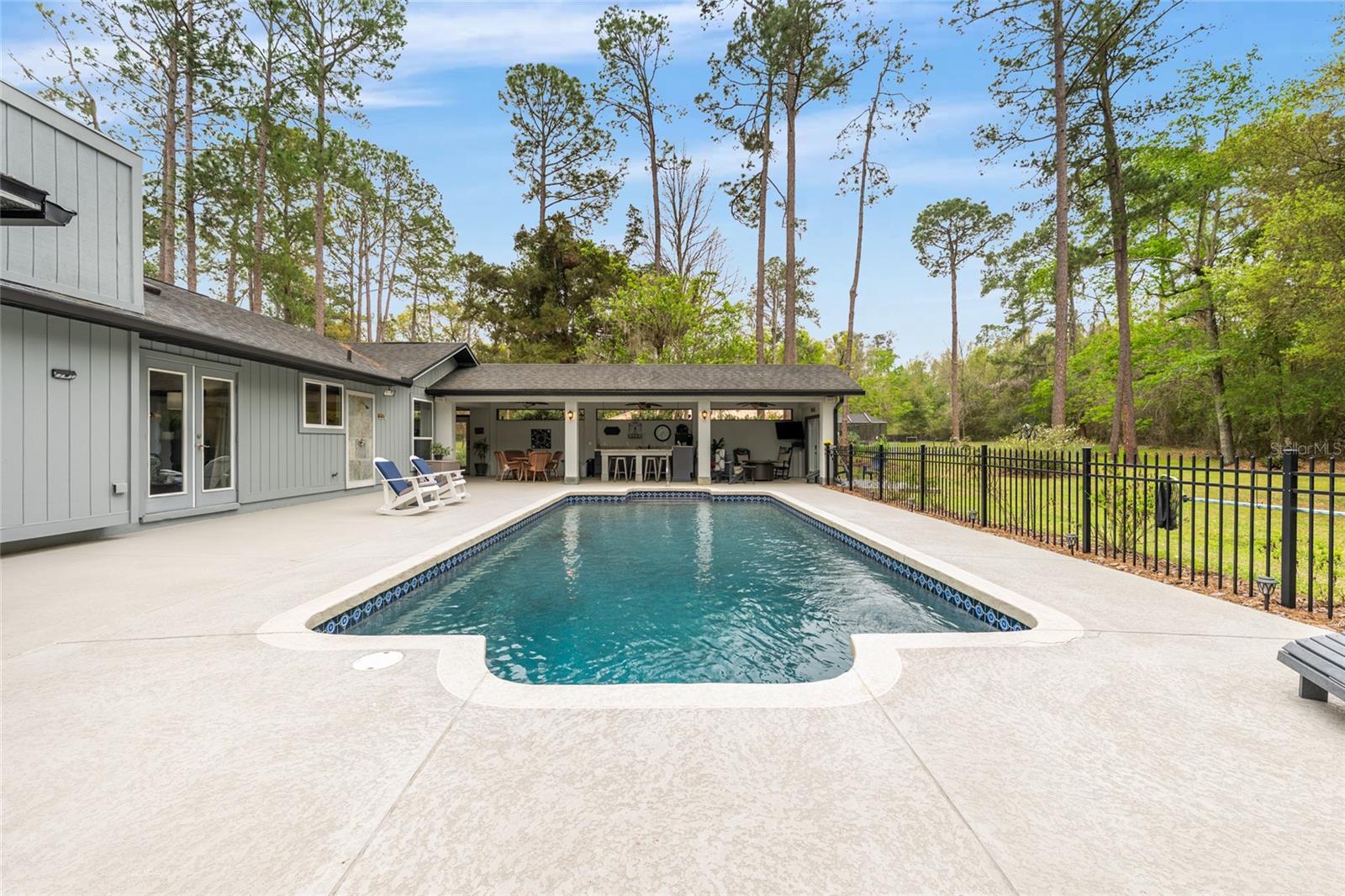 KENWOOD - Residential