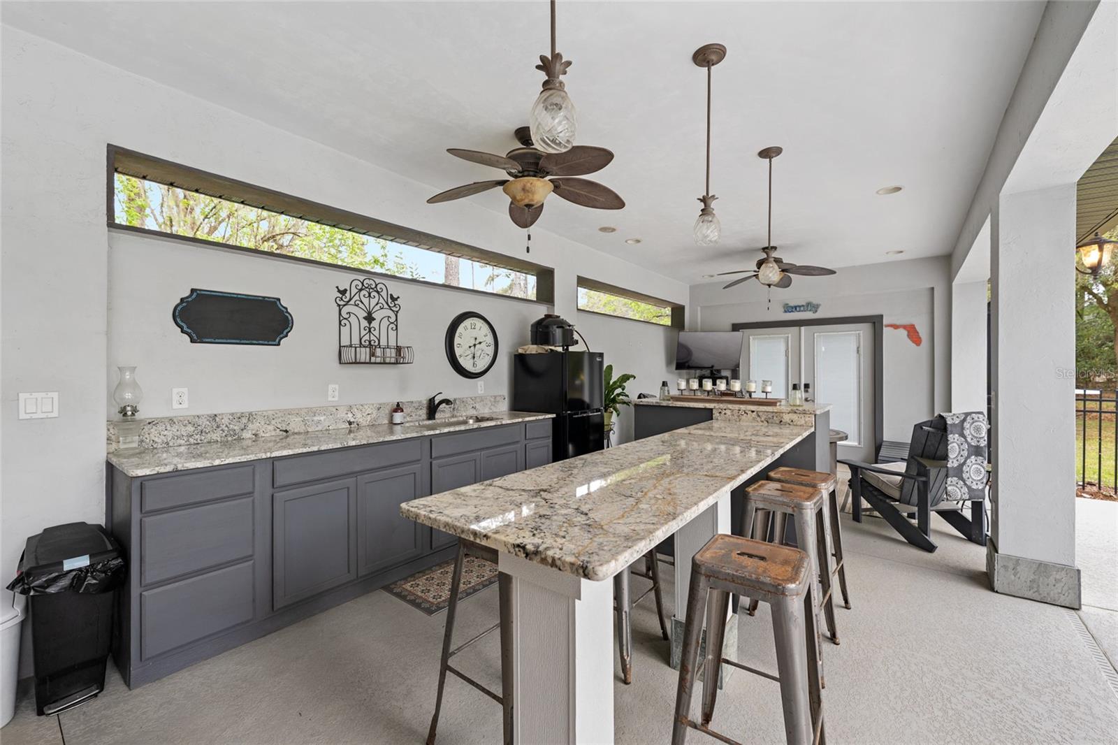 KENWOOD - Residential